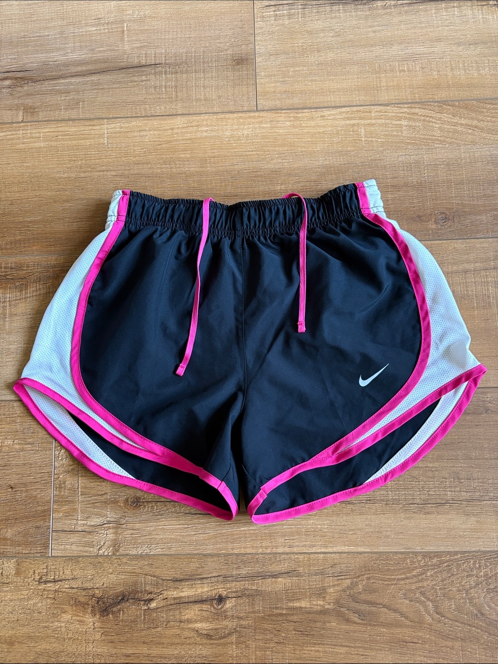Women’s Nike Dri-fit Tempo Shorts 3”